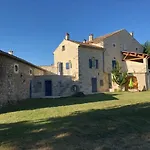 Domaine Mary's 度假居