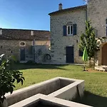 度假居 Domaine Mary's